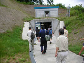 ウラン坑道見学